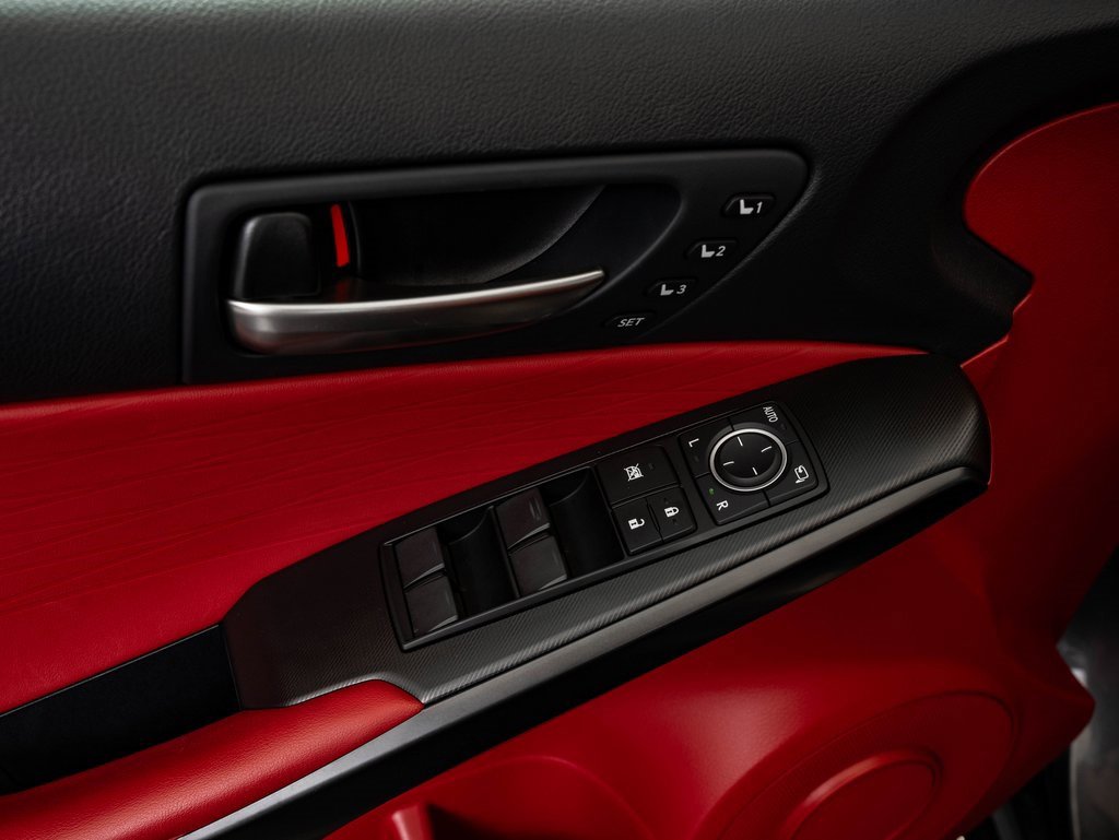 Certified 2025 Lexus IS 350 F Sport image 25