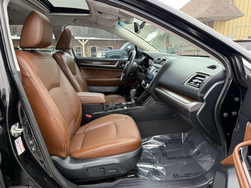 Used 2019 Subaru Outback 3.6R Touring w/ Popular Package #3A image 24