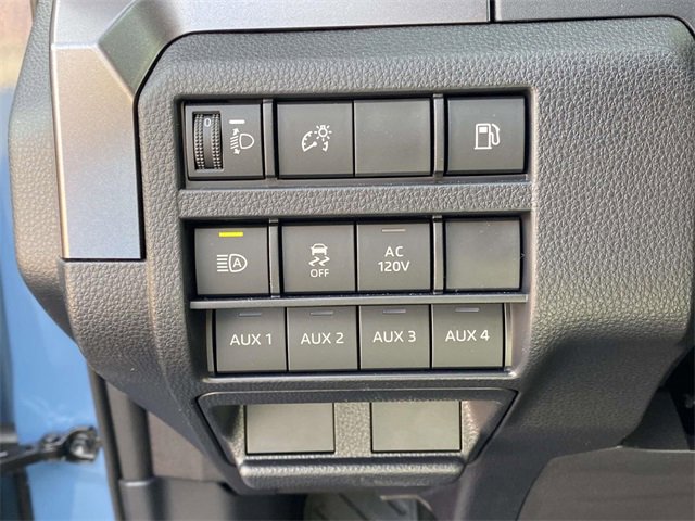 Used 2025 Toyota 4Runner TRD Off-Road image 18