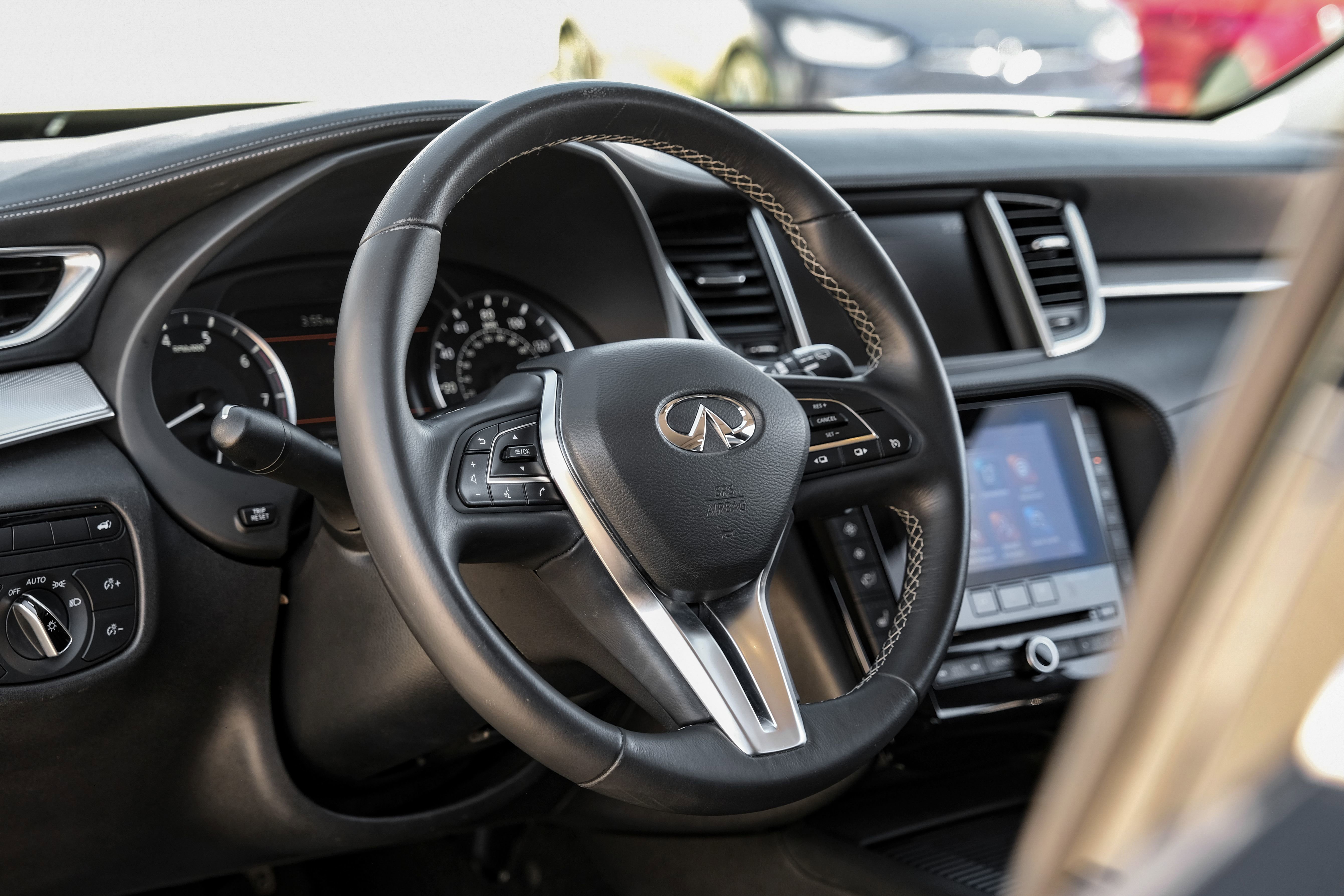 Used 2020 INFINITI QX50 Luxe image 15