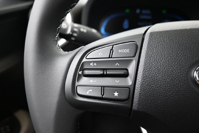 New 2026 Hyundai Venue SEL FWD image 26