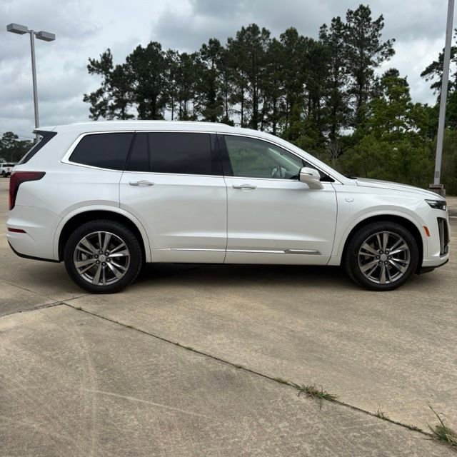 Used 2022 Cadillac XT6 Premium Luxury AWD/4WD image 7