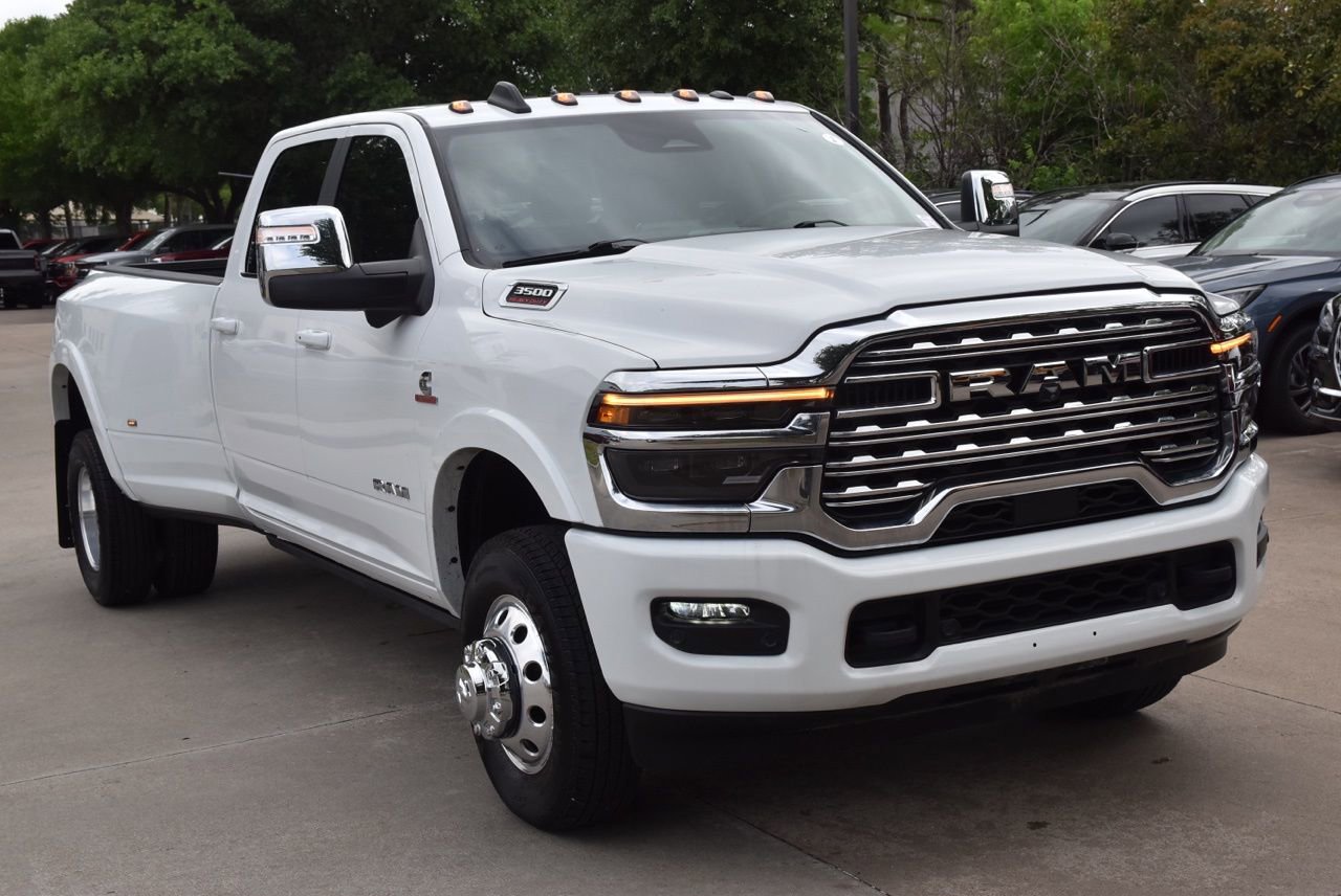 Used 2025 RAM 3500 Longhorn image 4