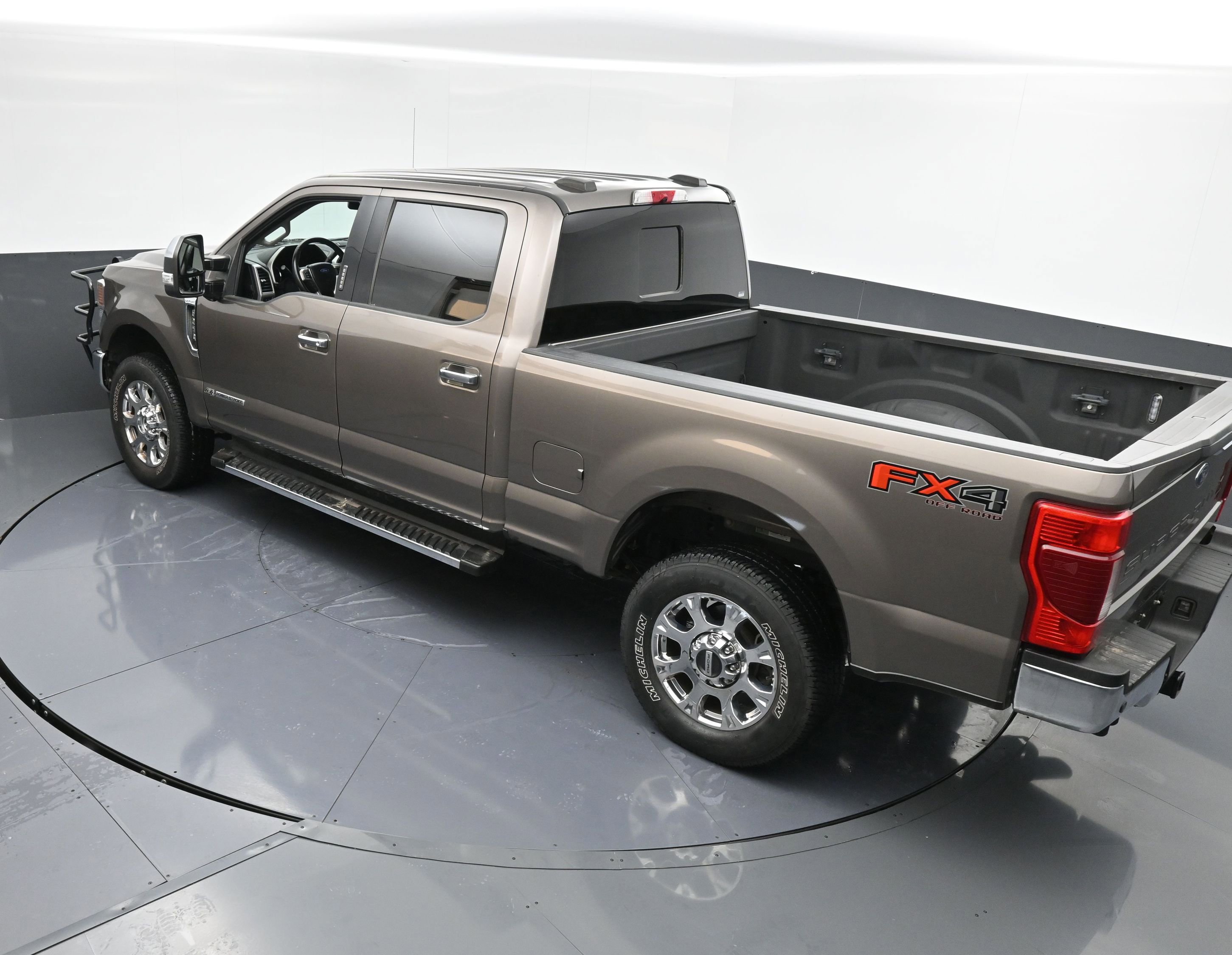 Used 2020 Ford F250 Lariat w/ Chrome Package image 34