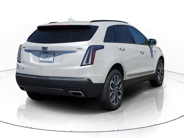 Certified 2022 Cadillac XT5 Sportv w/ Platinum Package AWD/4WD image 3