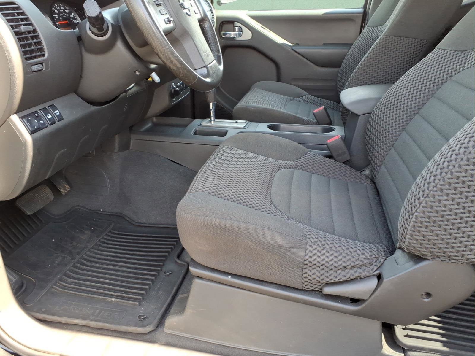 Used 2019 Nissan Frontier SV w/ Value Truck Package image 14