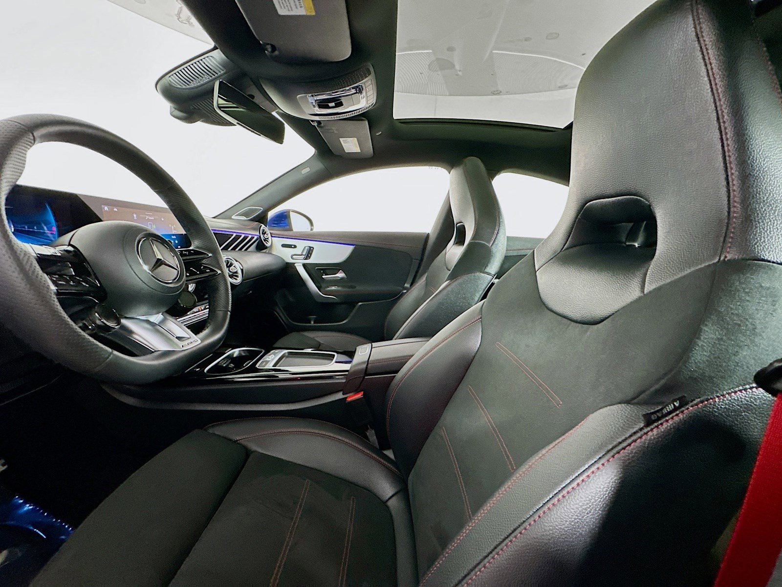 Used 2024 Mercedes-Benz CLA 35 AMG CLA 35 AMG Exclusive 4MATIC image 21