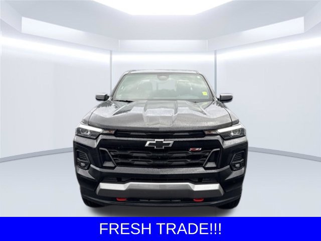 Used 2026 Chevrolet Colorado Z71 w/ Technology Package AWD/4WD image 2