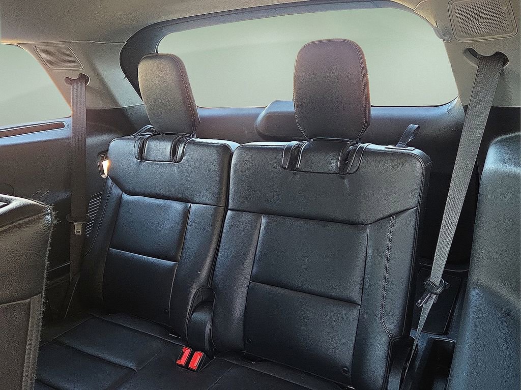 Used 2024 Ford Explorer Limited image 22