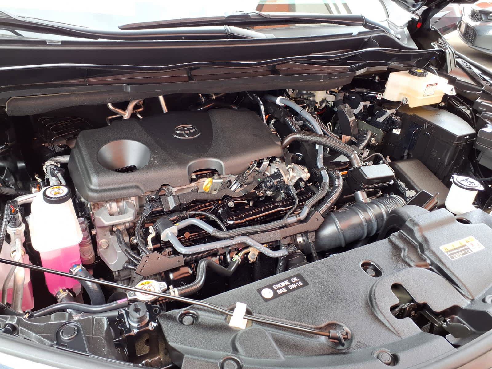 Certified 2025 Toyota Sienna LE FWD image 25