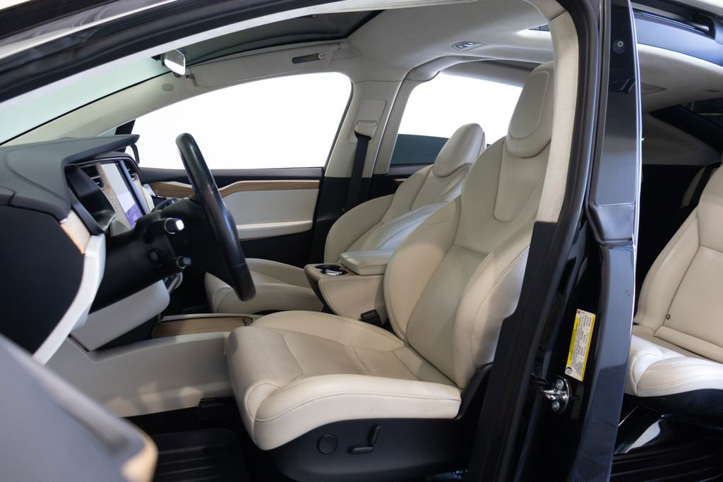 Used 2019 Tesla Model X Performance AWD/4WD image 19