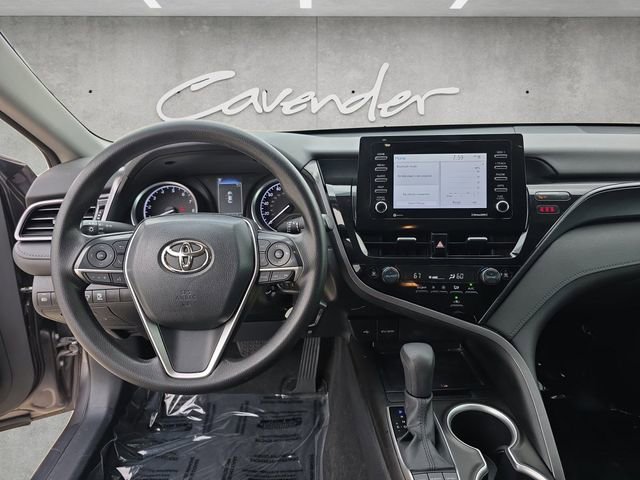Used 2023 Toyota Camry LE image 20