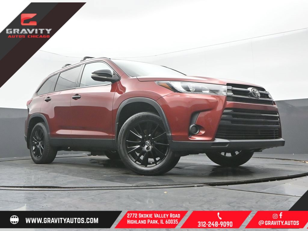 Used 2019 Toyota Highlander SE