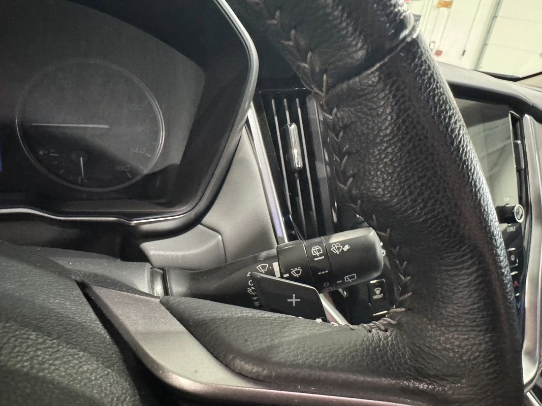 Used 2023 Subaru Outback Onyx Edition image 16