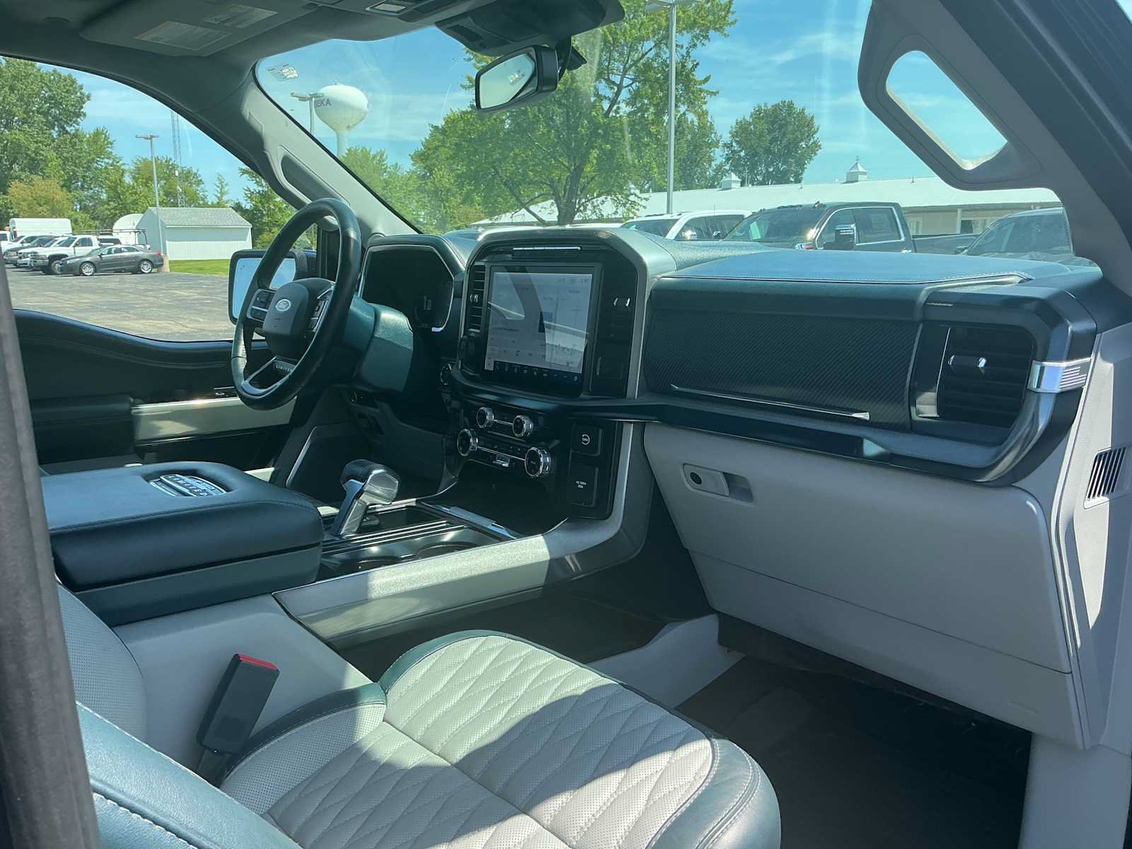 Used 2023 Ford F150 Limited AWD/4WD image 28