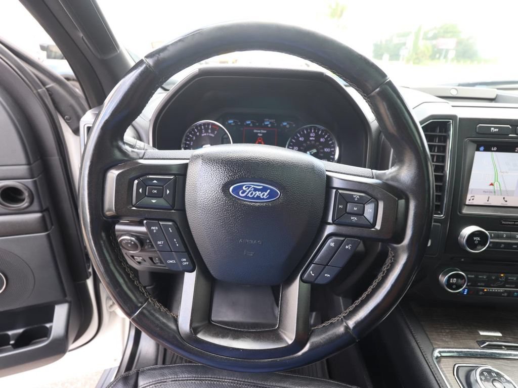 Used 2018 Ford Expedition Limited w/ Equipment Group 302A RWD image 20