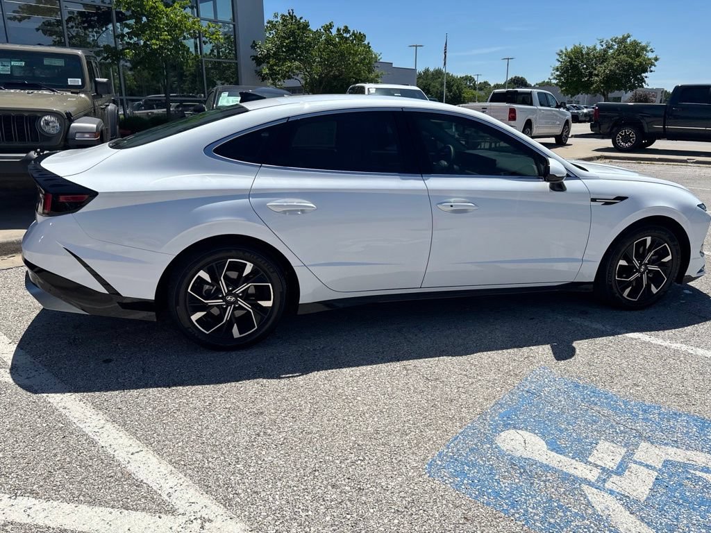 Used 2024 Hyundai Sonata SEL FWD image 26