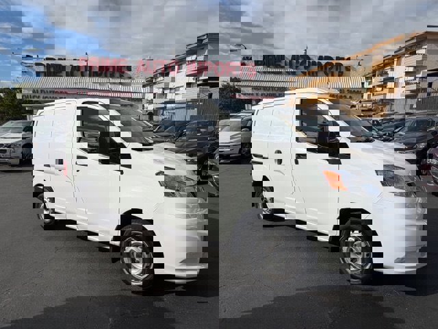 Used 2020 Nissan NV200 S image 1