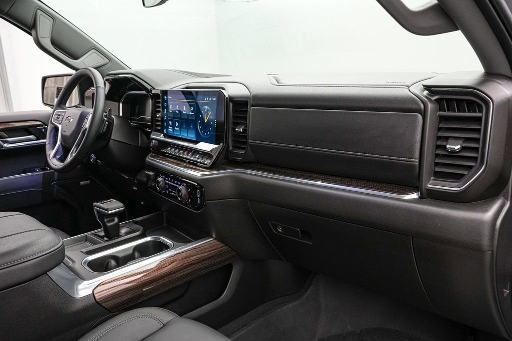 Used 2024 Chevrolet Silverado 1500 RST w/ Convenience Package II image 22