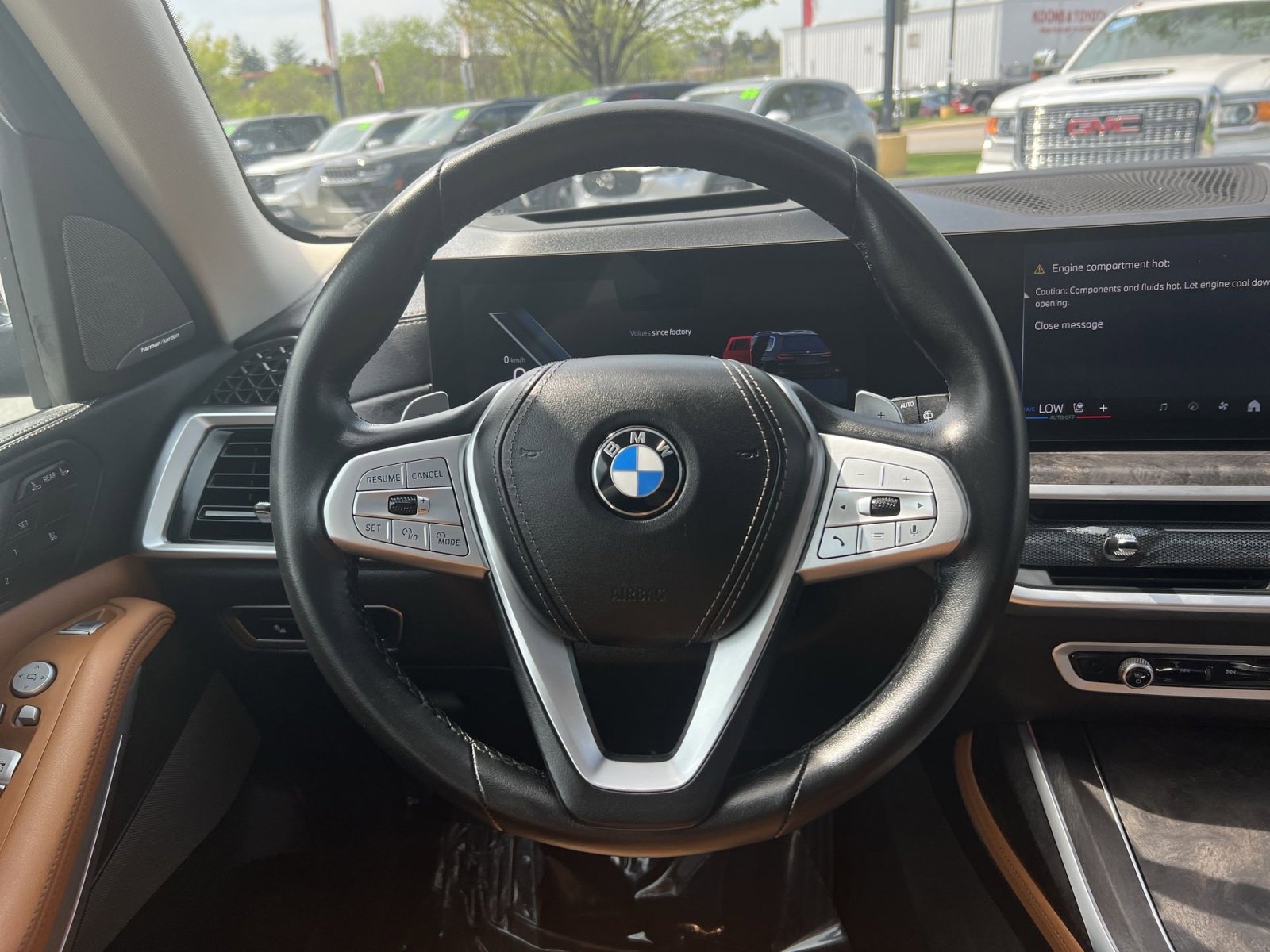 Used 2024 BMW X7 xDrive40i w/ Premium Package image 24