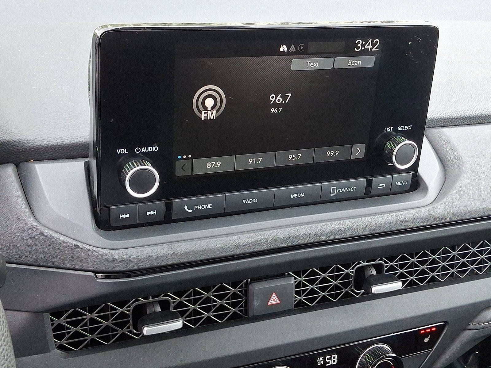 Used 2023 Honda Accord EX image 17