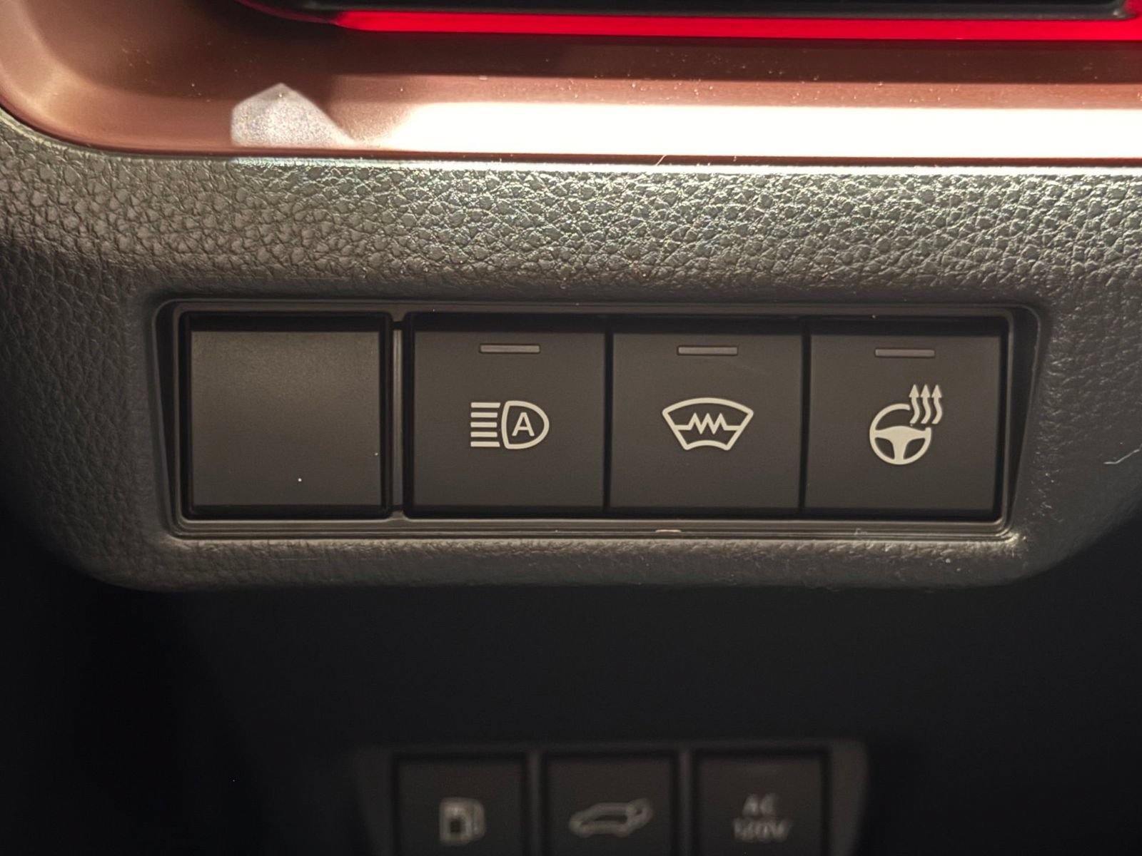 New 2026 Toyota Prius Plug-In Hybrid FWD image 30