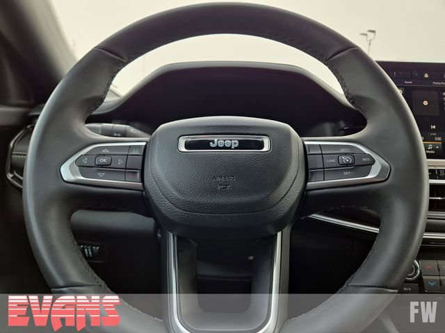Used 2023 Jeep Compass Altitude image 13