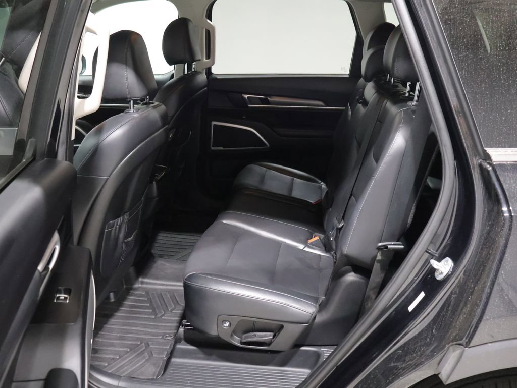 Used 2020 Kia Telluride LX AWD/4WD image 18