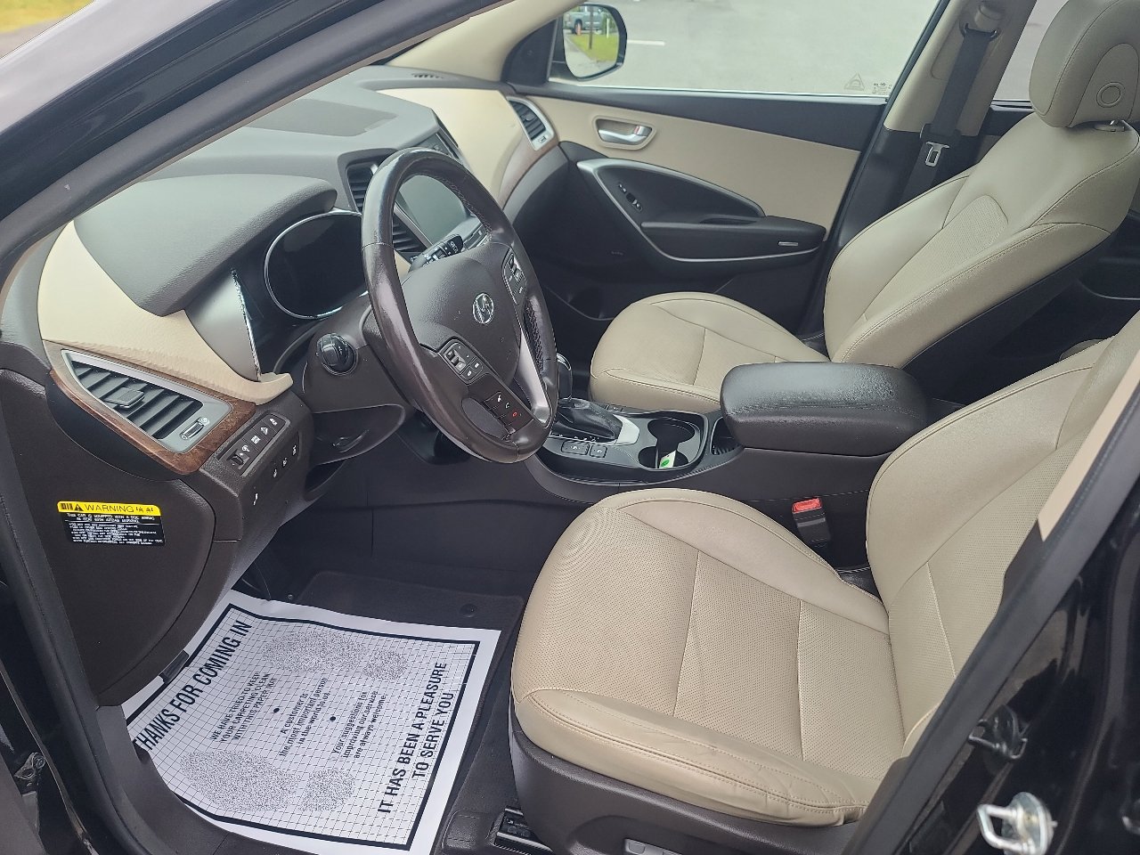 Used 2017 Hyundai Santa Fe Limited w/ Cargo Package image 10