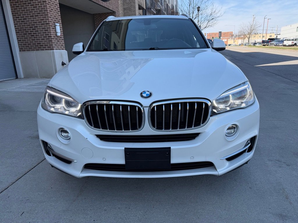 Used 2017 BMW X5 xDrive35d image 2