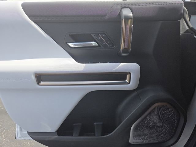 New 2025 GMC Hummer EV 3X w/ Battery Pack, 24 Module Pack image 36