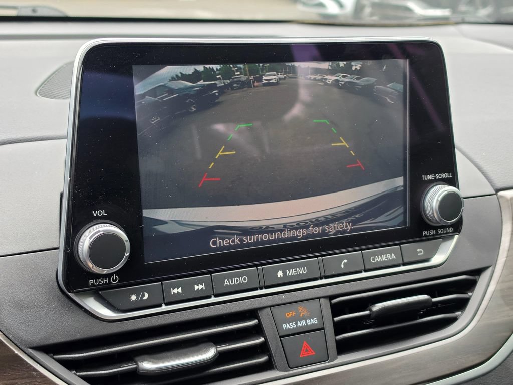 Used 2024 Nissan Altima 2.5 SV FWD image 29