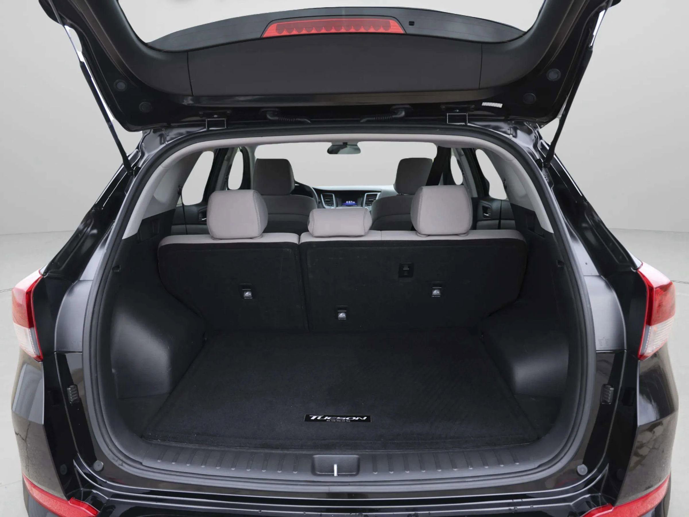 Used 2018 Hyundai Tucson SE image 27