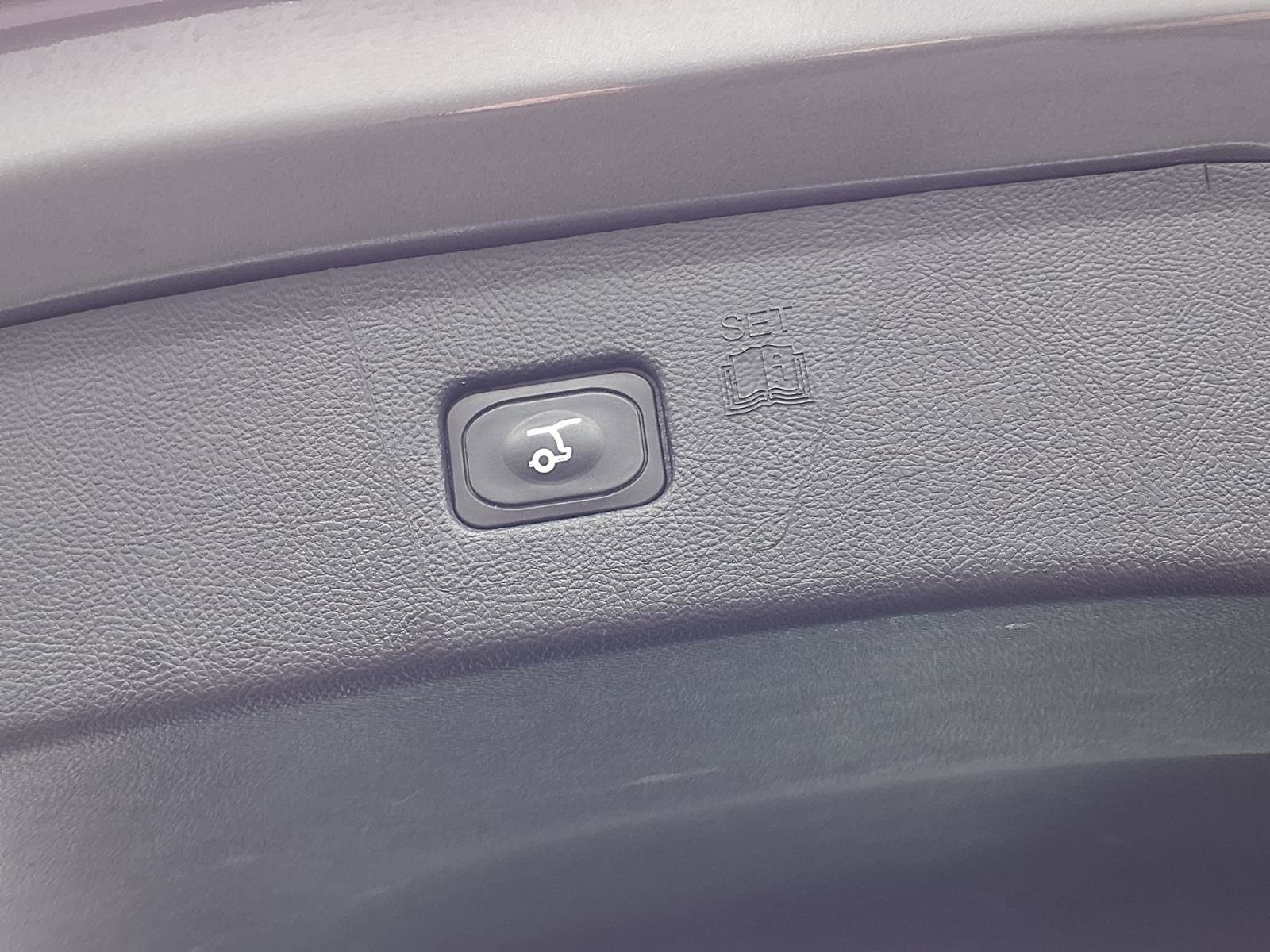 Used 2024 Ford Edge Titanium image 22