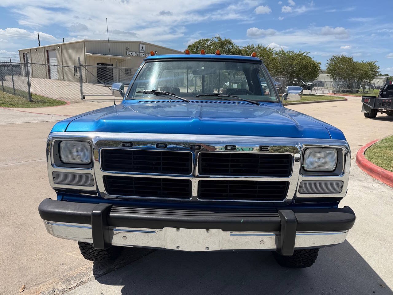 Used 1992 Dodge D/W Truck 250 AWD/4WD image 17