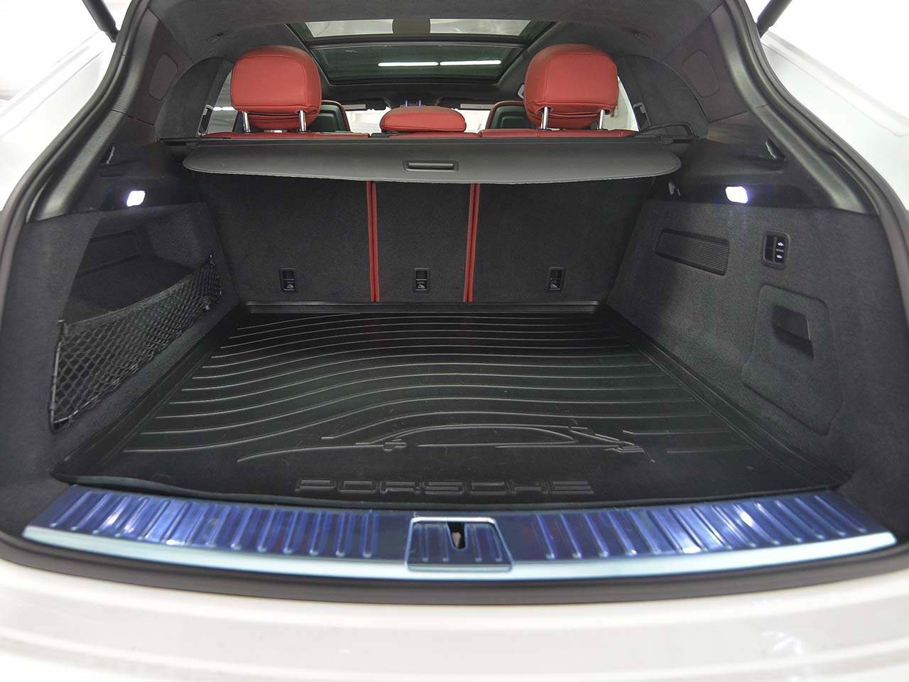 Used 2023 Porsche Cayenne Turbo w/ Premium Package Plus AWD/4WD image 12