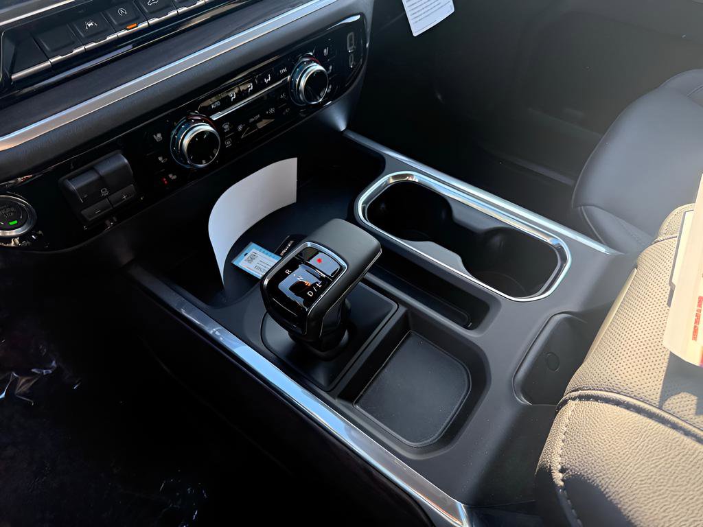 Used 2026 GMC Sierra 1500 SLT RWD image 16