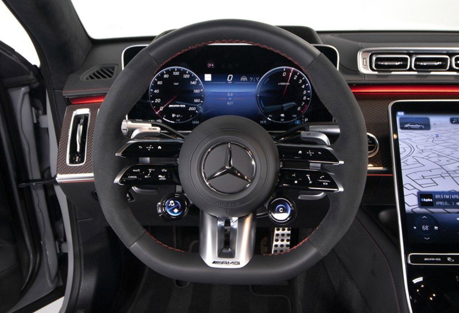 Used 2024 Mercedes-Benz S 63 AMG S image 24
