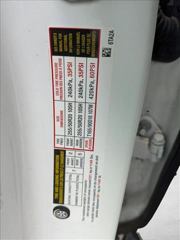 Used 2024 Nissan Pathfinder Platinum AWD/4WD image 16