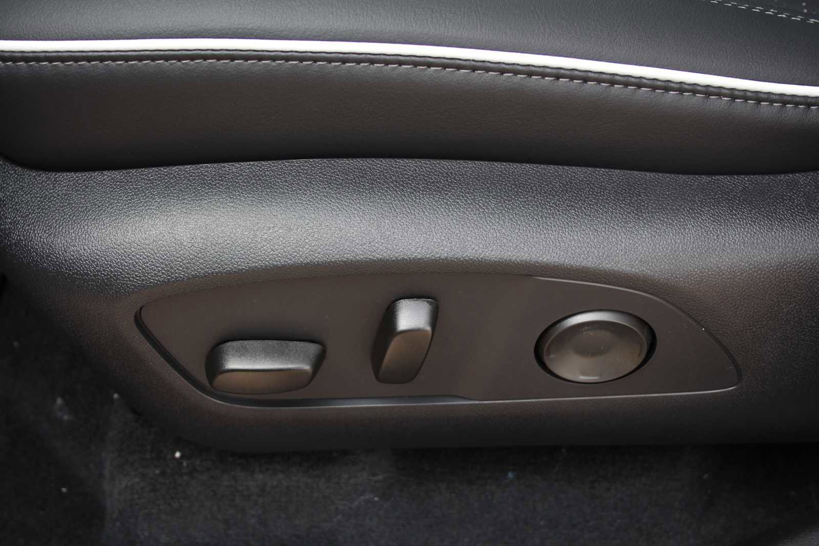 New 2026 Buick Enclave Sport Touring w/ Power Package image 30