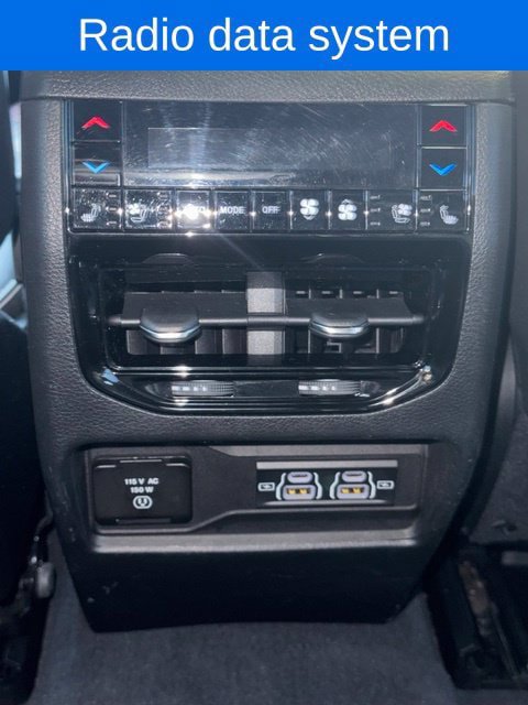 Used 2023 Jeep Grand Cherokee Summit AWD/4WD image 24