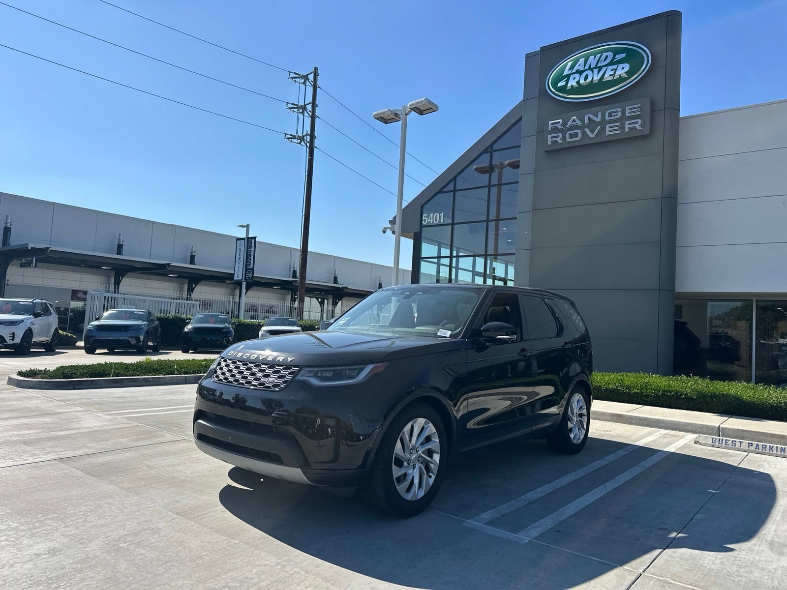 Used 2023 Land Rover Discovery S
