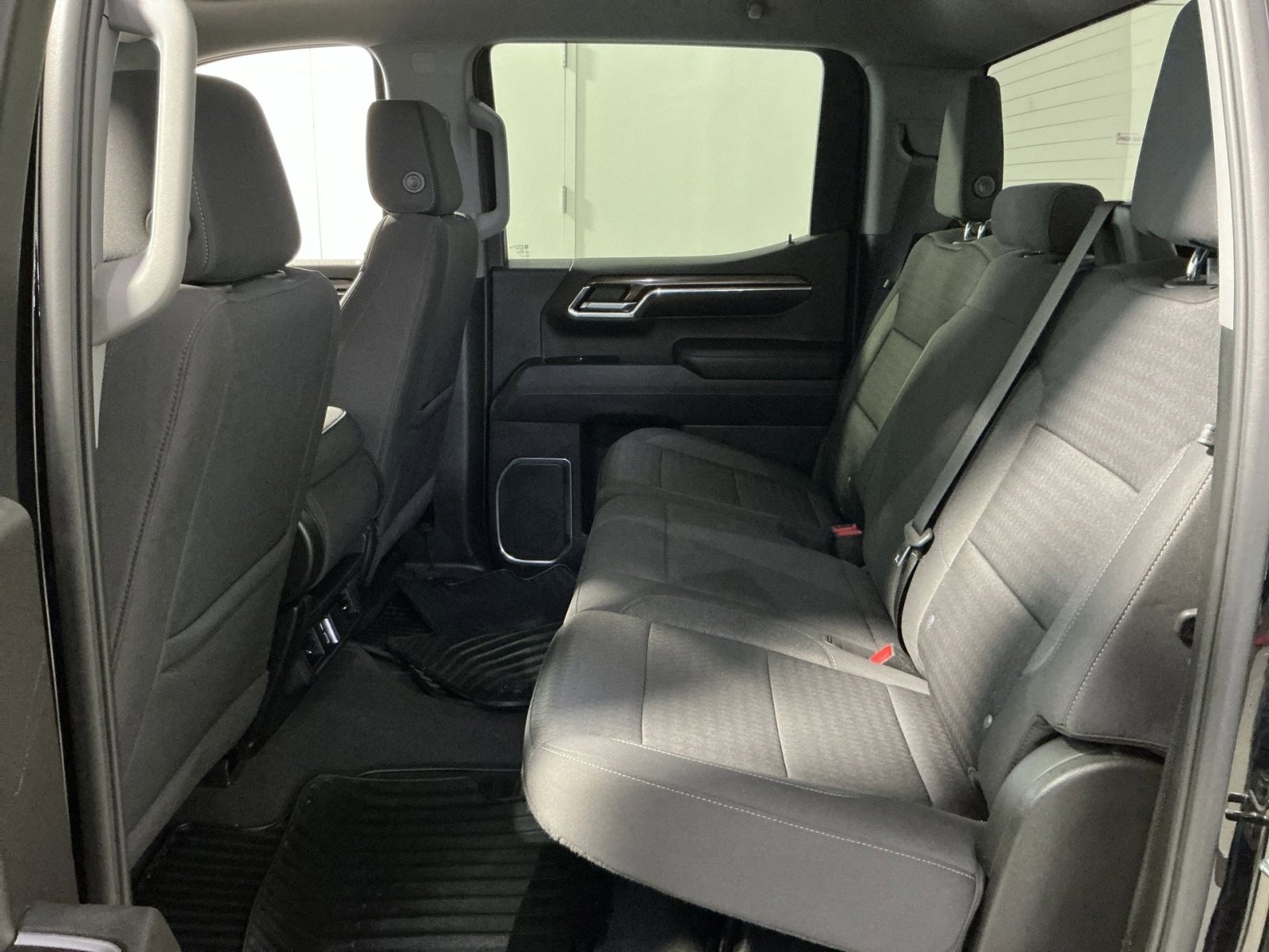 Used 2022 Chevrolet Silverado 1500 LT image 29