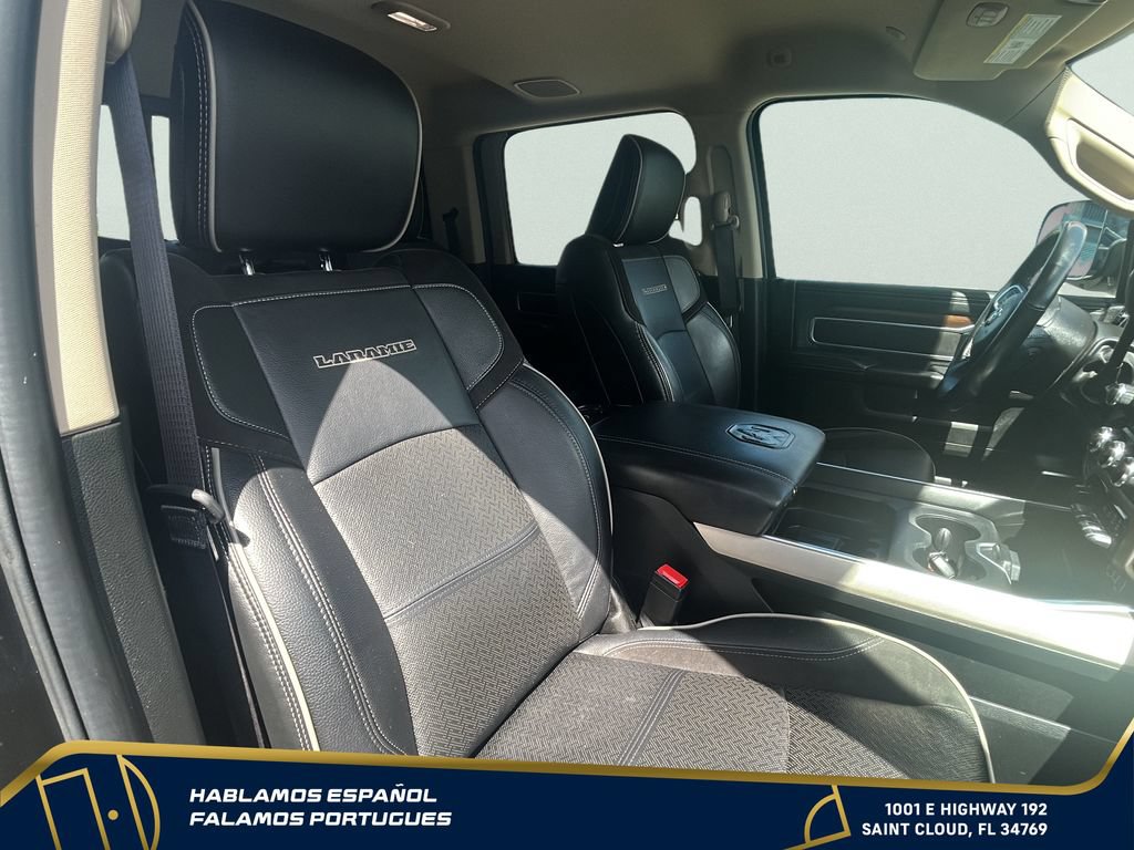 Used 2022 RAM 3500 Laramie RWD image 11