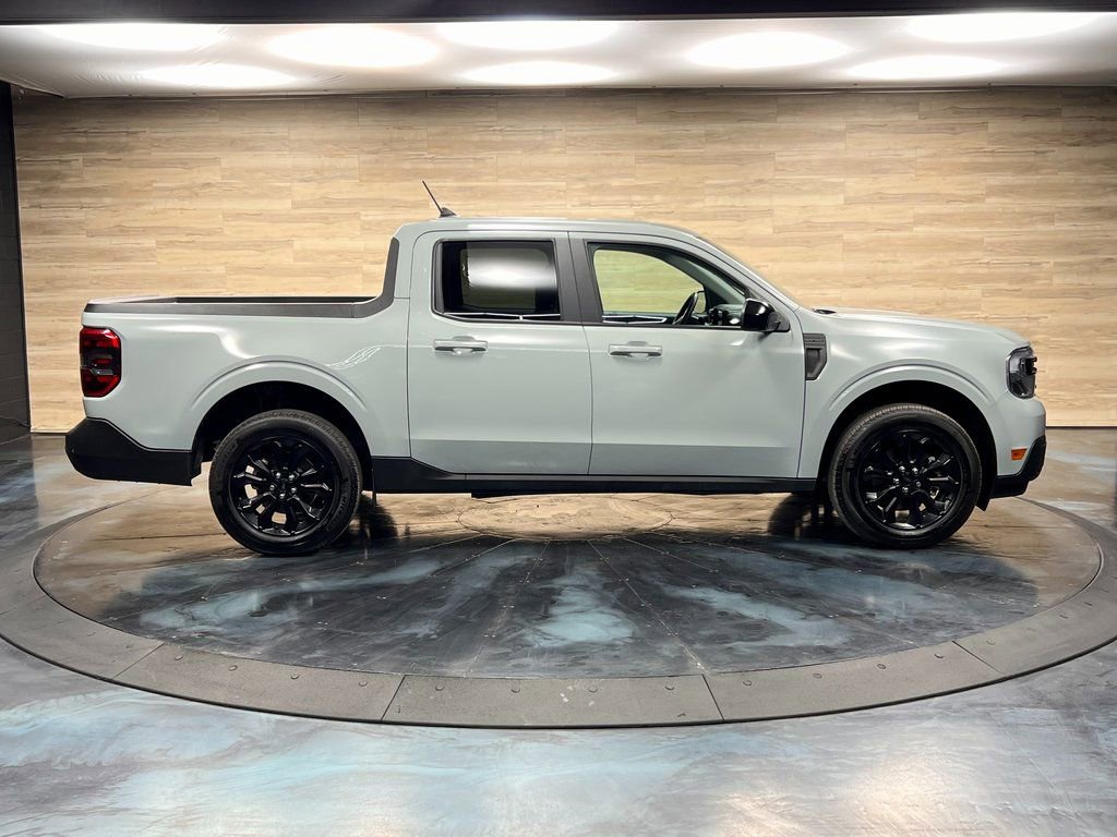 Used 2024 Ford Maverick Lariat w/ Black Appearance Package image 9