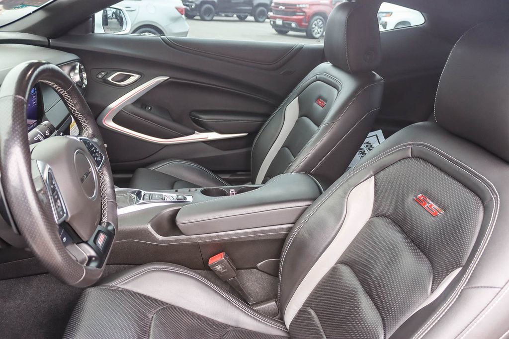 Used 2022 Chevrolet Camaro SS image 42