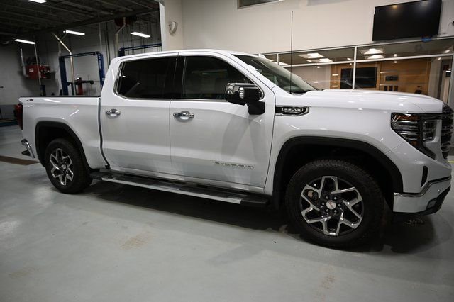 New 2026 GMC Sierra 1500 SLT w/ SLT Premium Plus Package AWD/4WD image 4