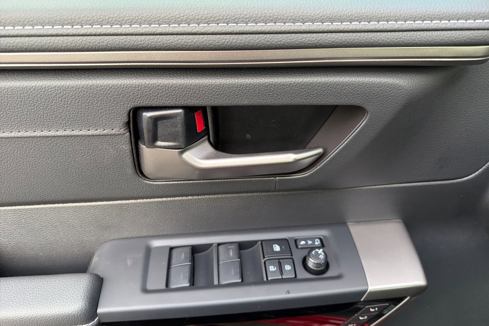 New 2026 Toyota Tundra Limited image 9