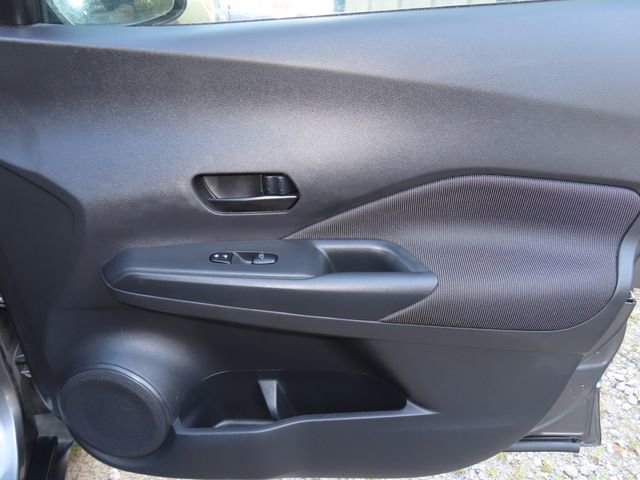 Used 2020 Nissan Kicks S FWD image 34