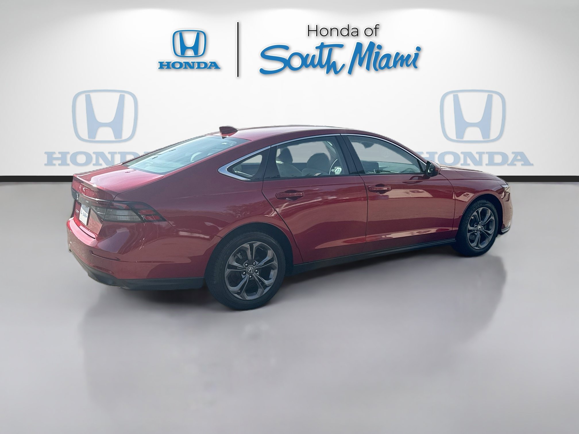 Certified 2024 Honda Accord EX image 7